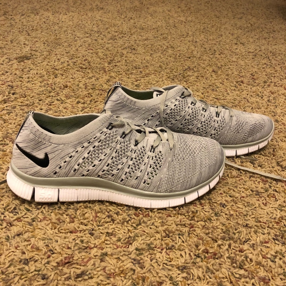 Nike free flyknit sneakers